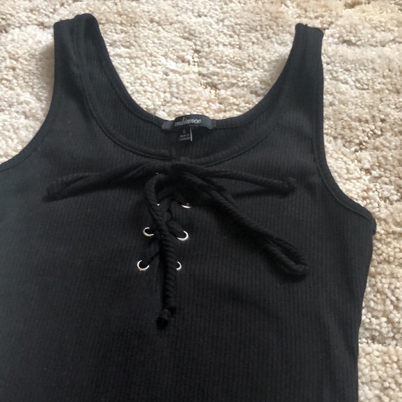 Black dress - Picture 2 of 4